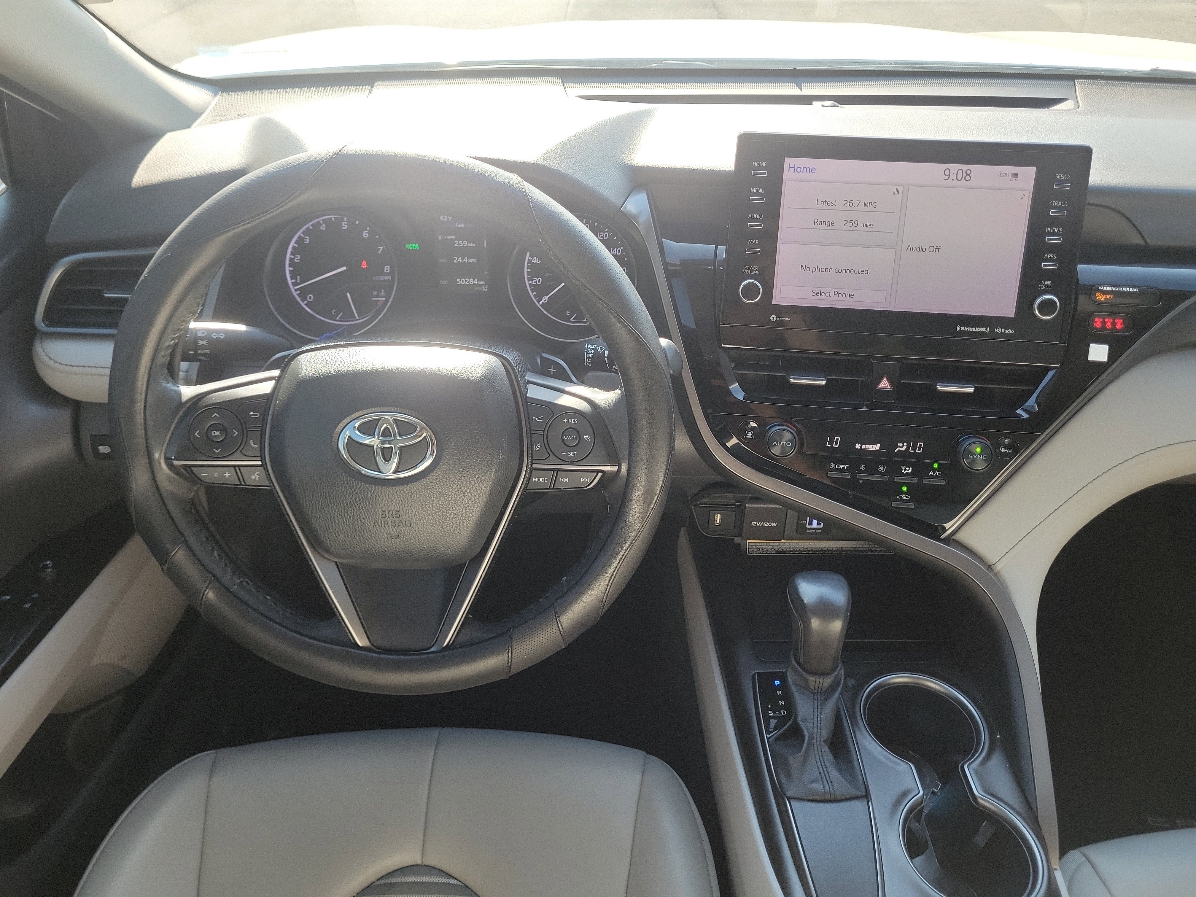 Used 2021 Toyota Camry SE w/ Audio Upgrade Package FWD image 17