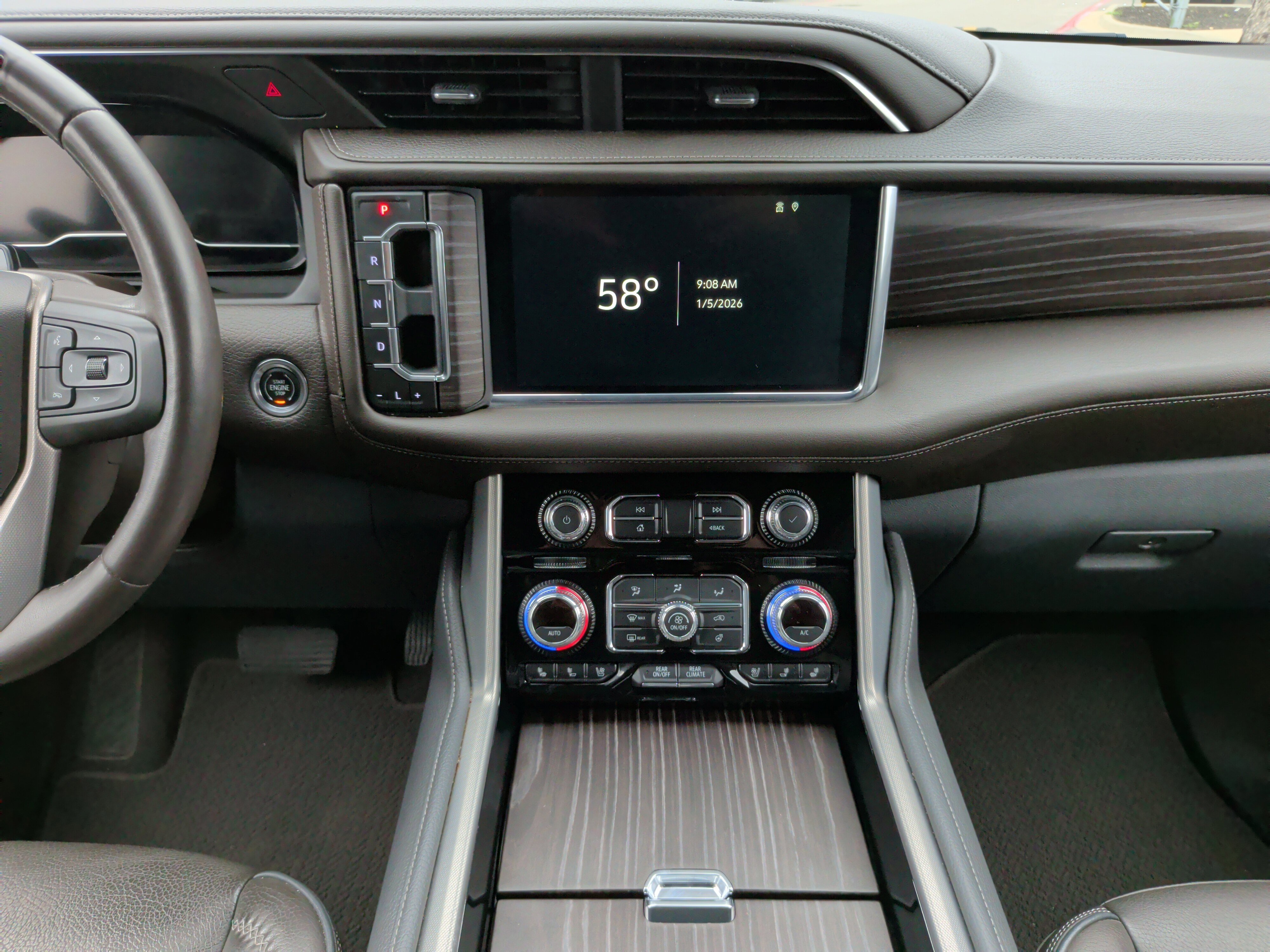 Used 2023 GMC Yukon Denali w/ Advanced Technology Package image 33