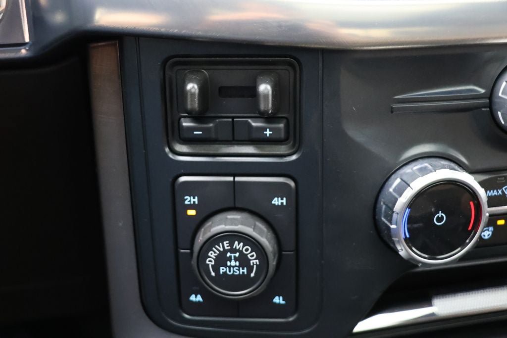 Used 2025 Ford F150 King Ranch AWD/4WD image 36