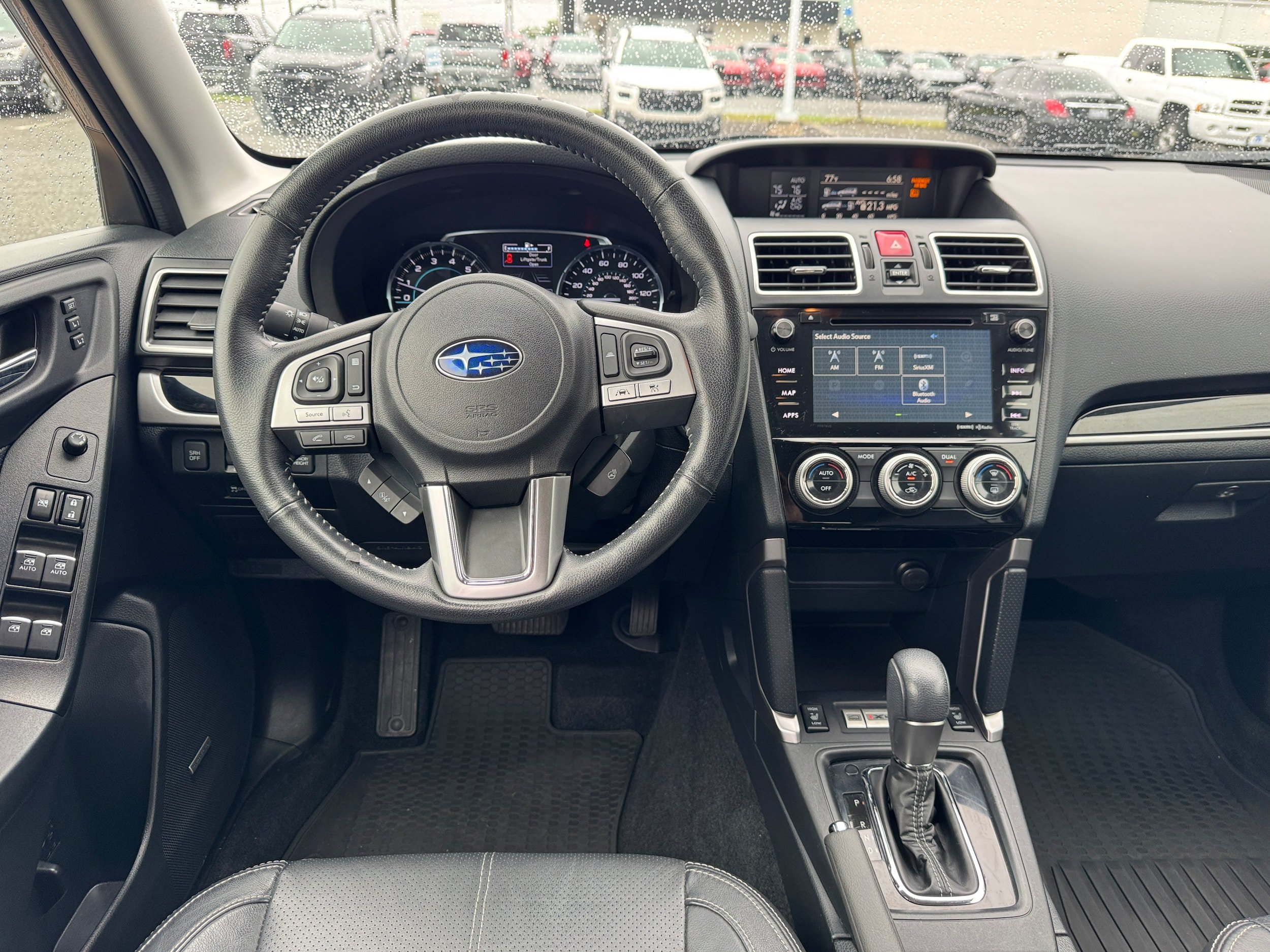 Used 2017 Subaru Forester 2.5i Touring AWD/4WD image 10