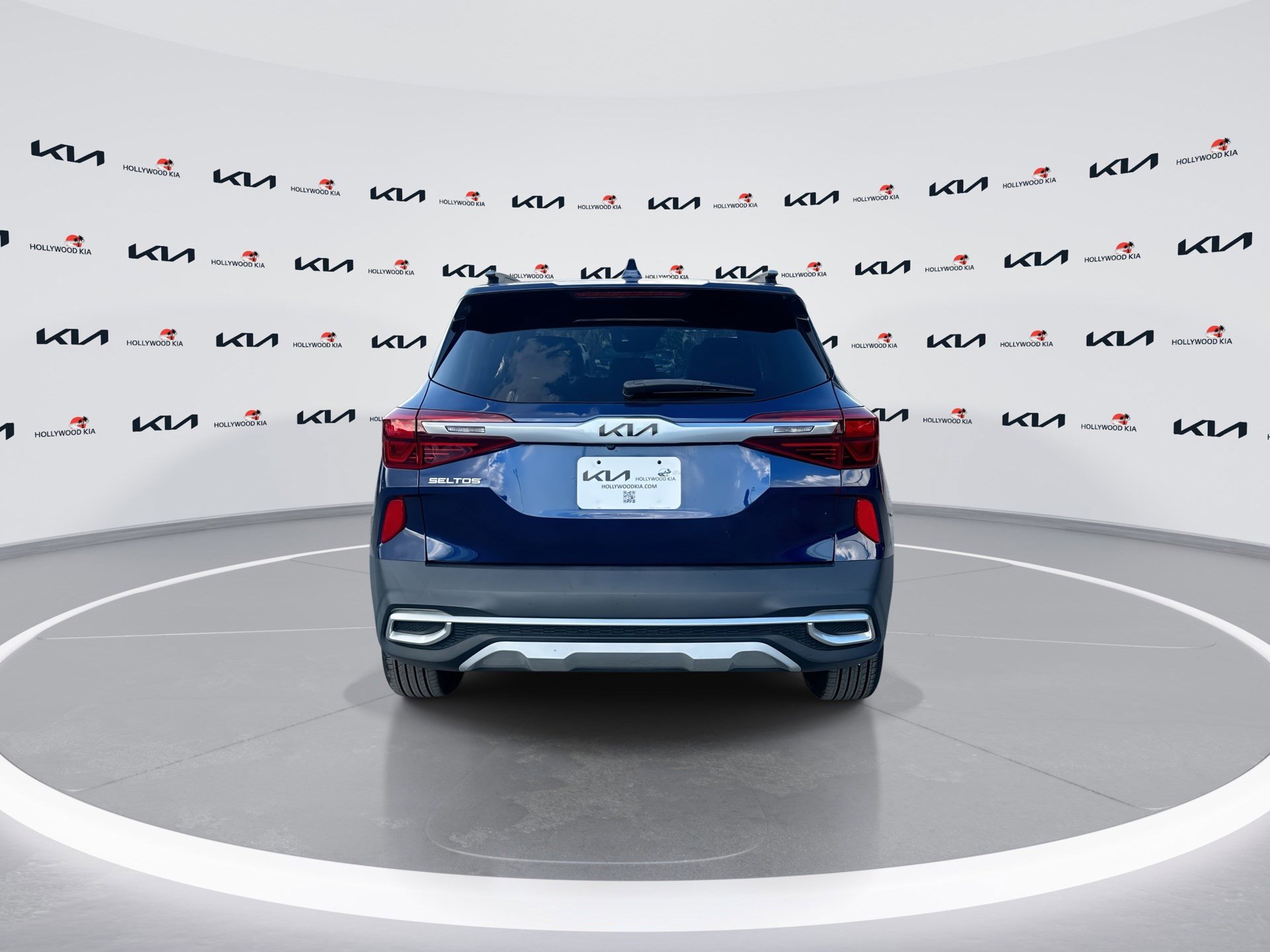 Used 2023 Kia Seltos EX image 7