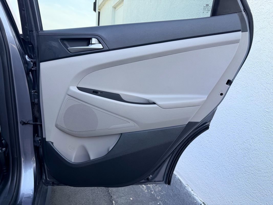 Used 2018 Hyundai Tucson SE AWD/4WD image 24