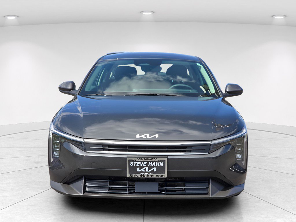 Used 2025 Kia K4 FWD image 8