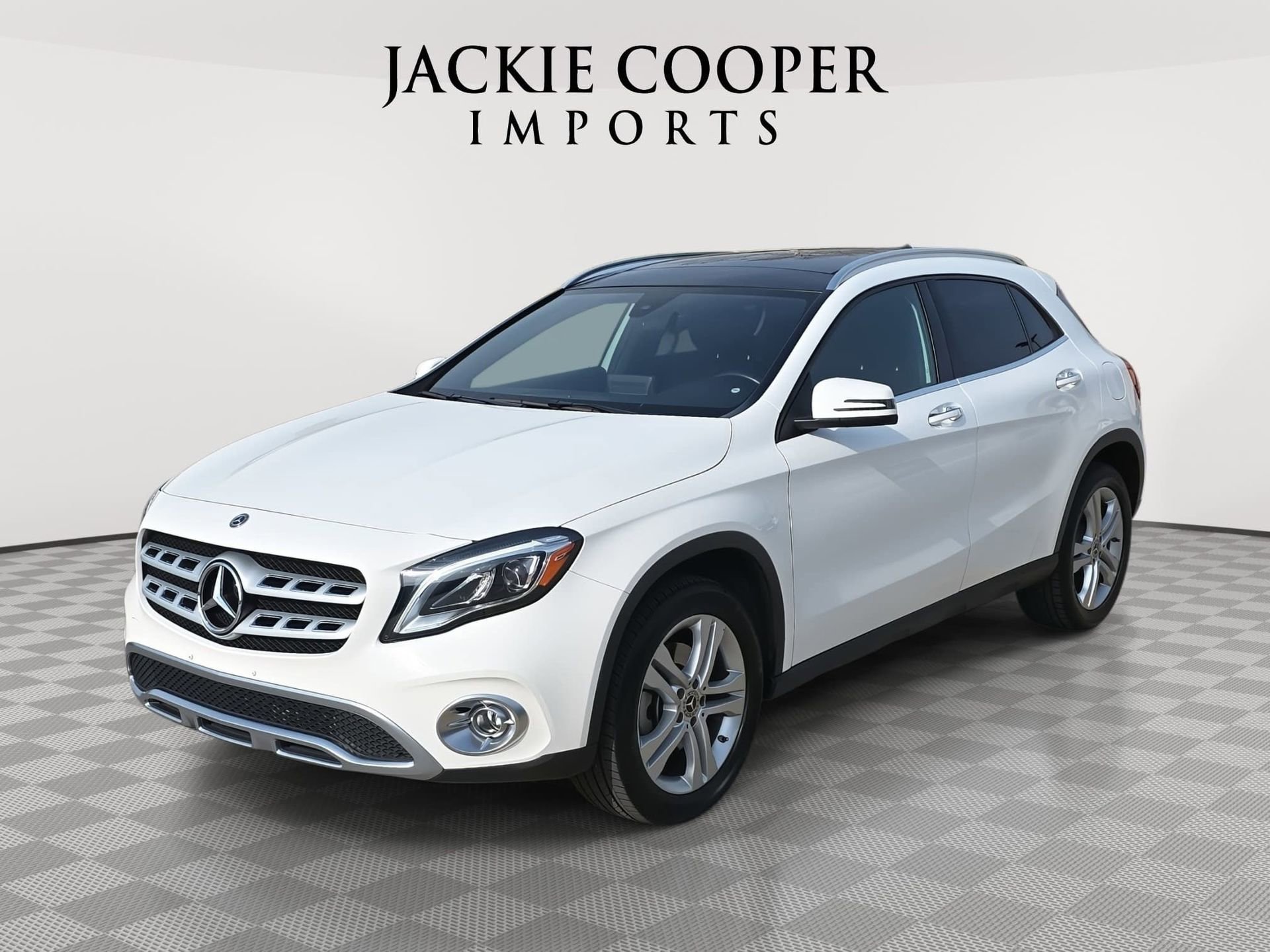 Used 2019 Mercedes-Benz GLA 250 4MATIC image 1