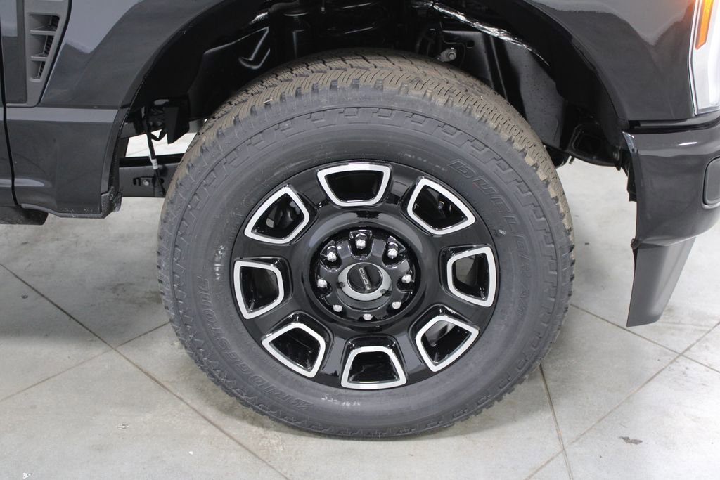 New 2026 Ford F250 Platinum image 13