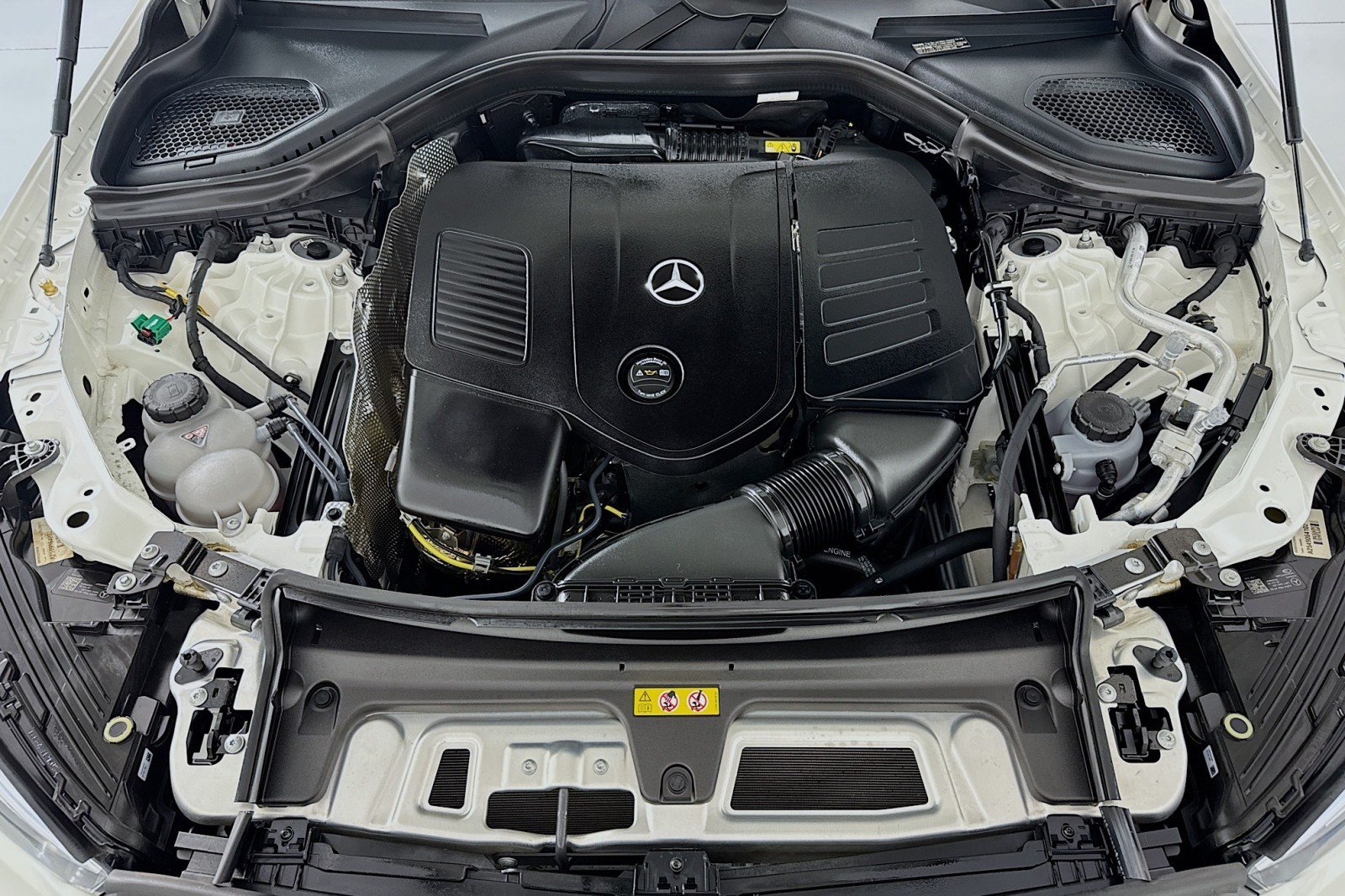 Certified 2025 Mercedes-Benz GLC 350e 4MATIC image 11