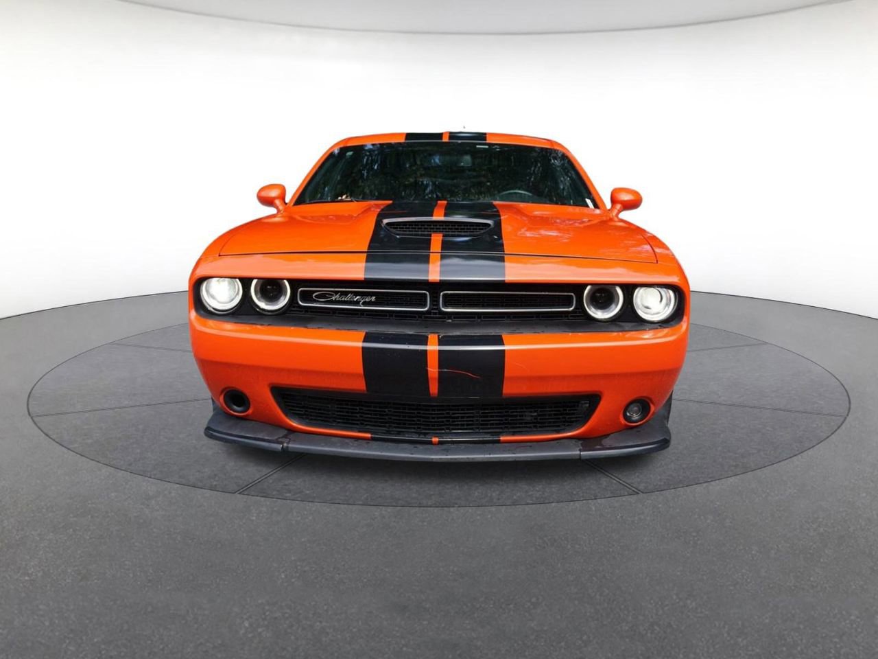 Used 2022 Dodge Challenger GT w/ Driver Convenience Group image 9