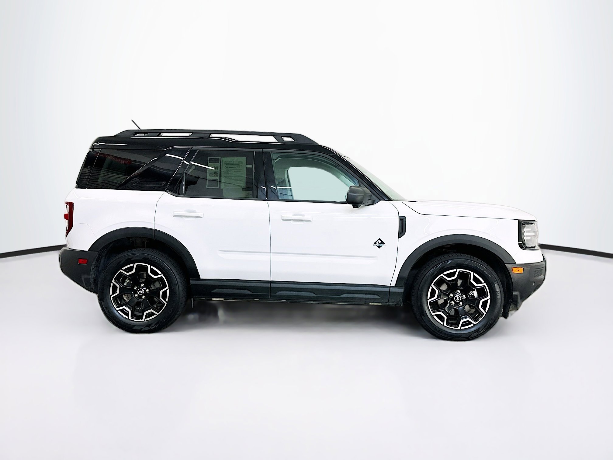 Used 2025 Ford Bronco Sport Outer Banks w/ Outer Banks Tech Package+ AWD/4WD image 10