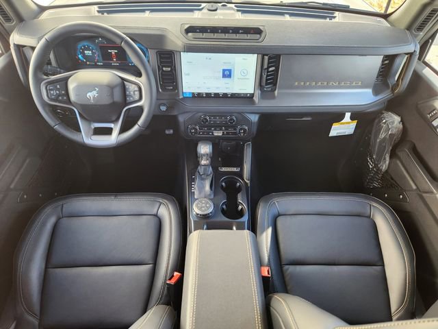 New 2025 Ford Bronco Badlands image 11