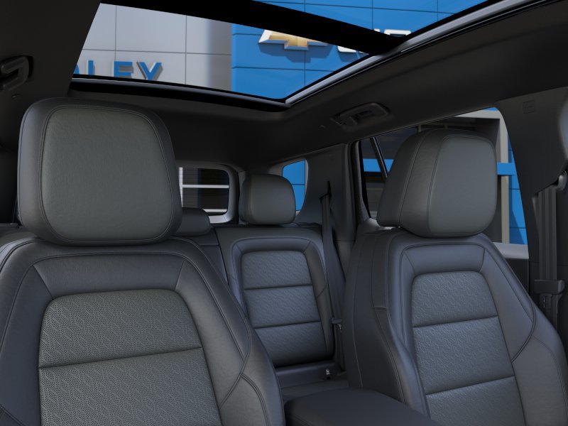 New 2026 Chevrolet Equinox LT w/ Convenience Package II FWD image 24