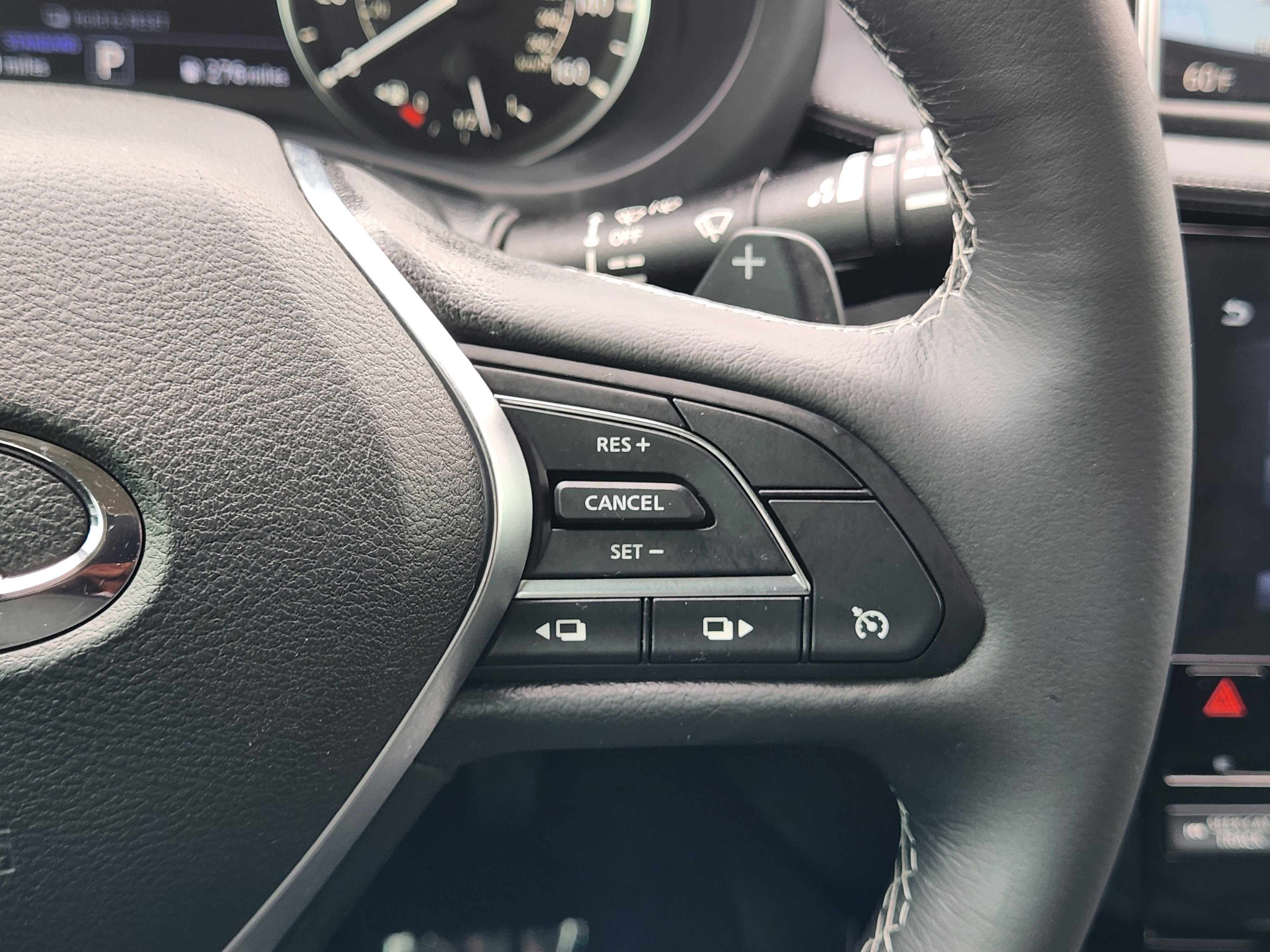 Used 2019 INFINITI QX50 Luxe w/ Navigation Package image 36