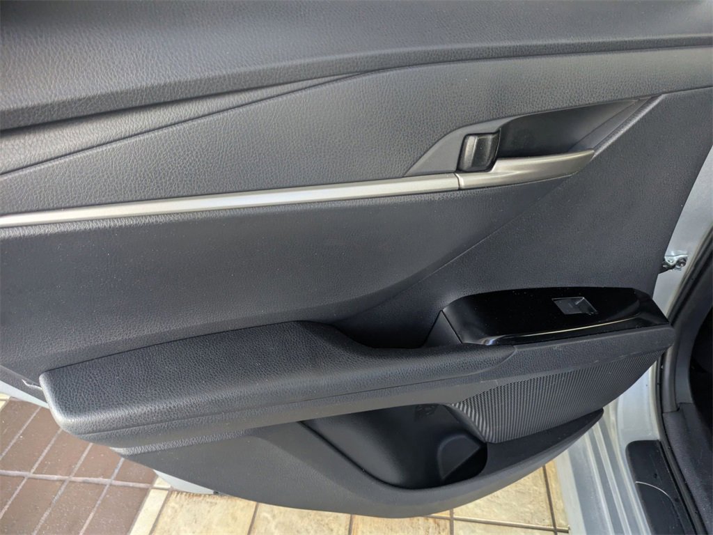 Used 2025 Toyota Camry LE image 26