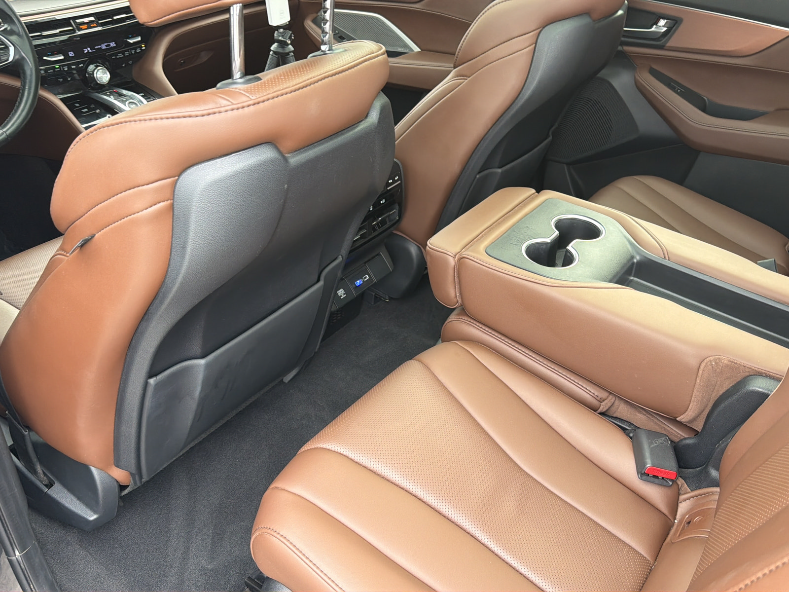Used 2024 Acura MDX w/ Technology Package FWD image 37