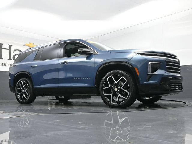 Used 2025 Chevrolet Traverse High Country w/ LPO, Floor Liner Package FWD image 2