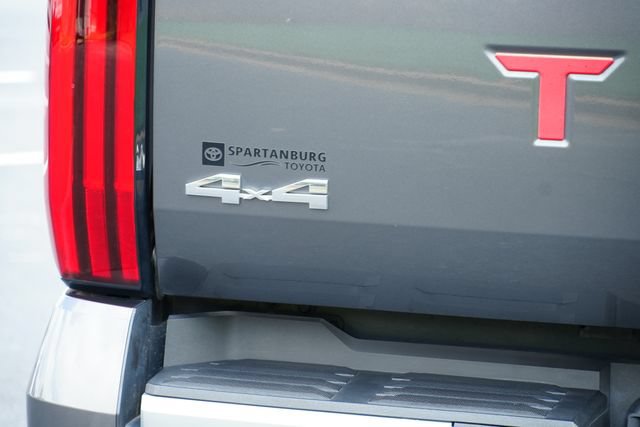 Used 2023 Toyota Tundra Limited w/ Power Package AWD/4WD image 7