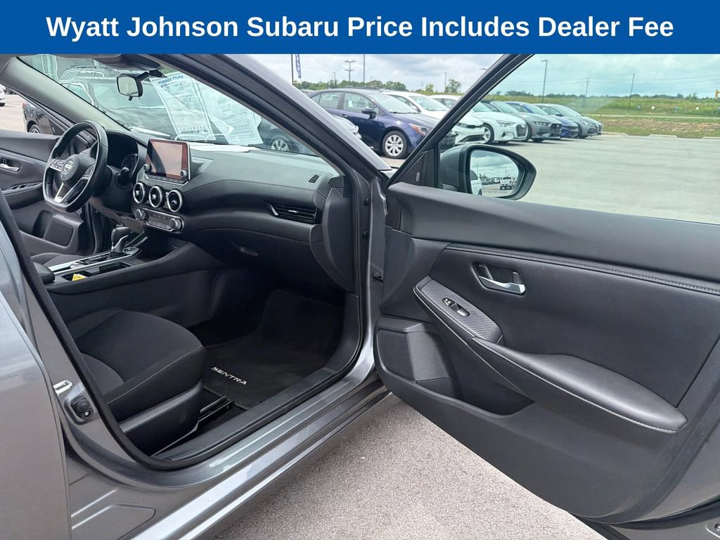Used 2022 Nissan Sentra SV FWD image 35