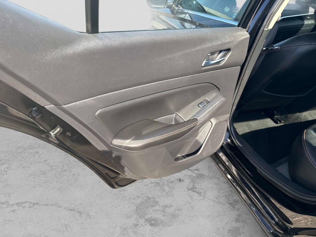 Used 2020 Nissan Altima 2.0 SR image 16