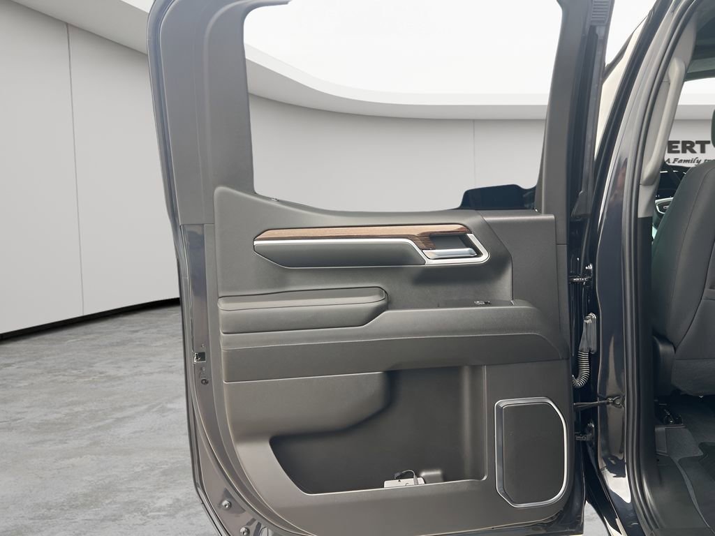Certified 2022 GMC Sierra 1500 Elevation image 17