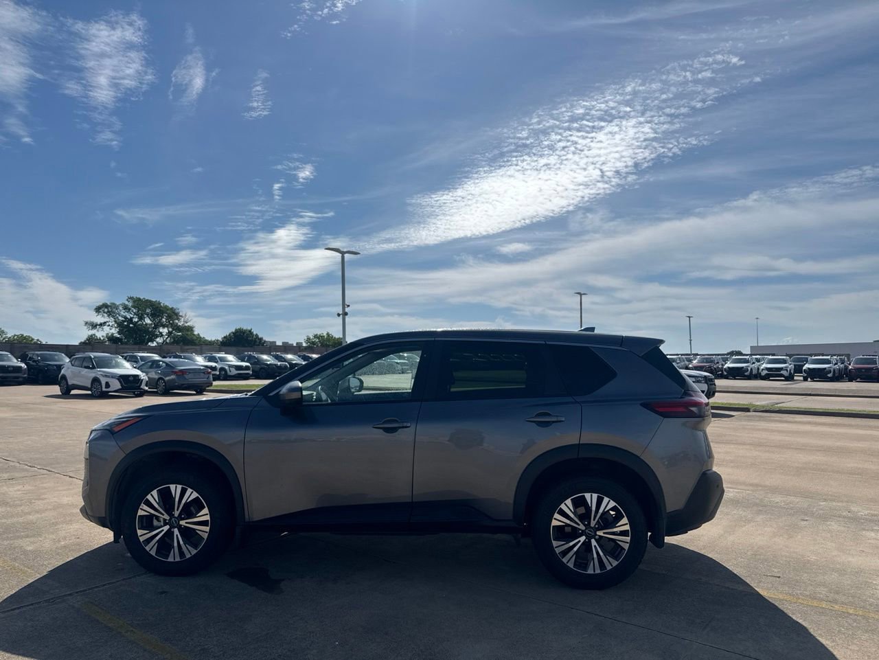 Certified 2023 Nissan Rogue SV FWD image 13