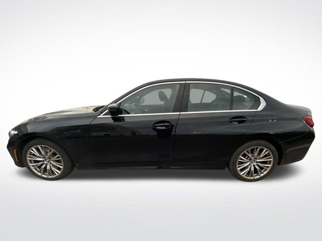 Used 2024 BMW 330e image 4