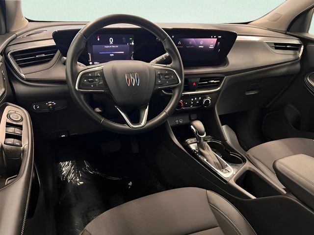Certified 2025 Buick Encore GX Preferred AWD/4WD image 18