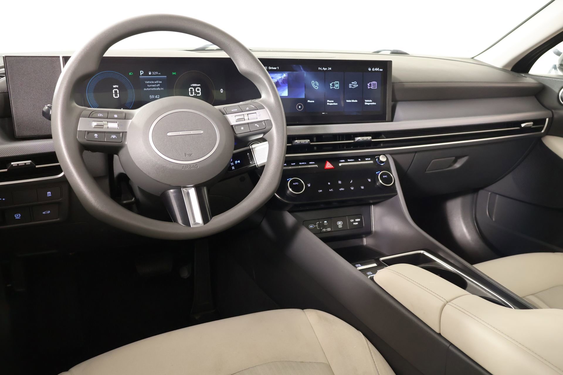 Used 2025 Hyundai Sonata SEL FWD image 2