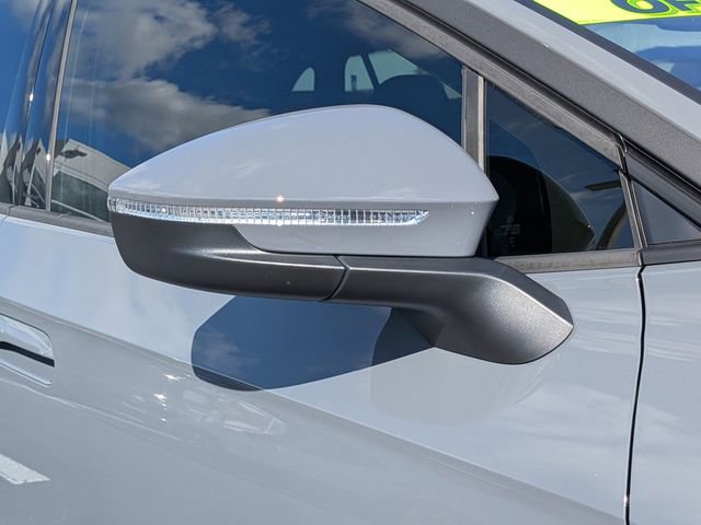 New 2025 Volkswagen ID.4 Pro image 10