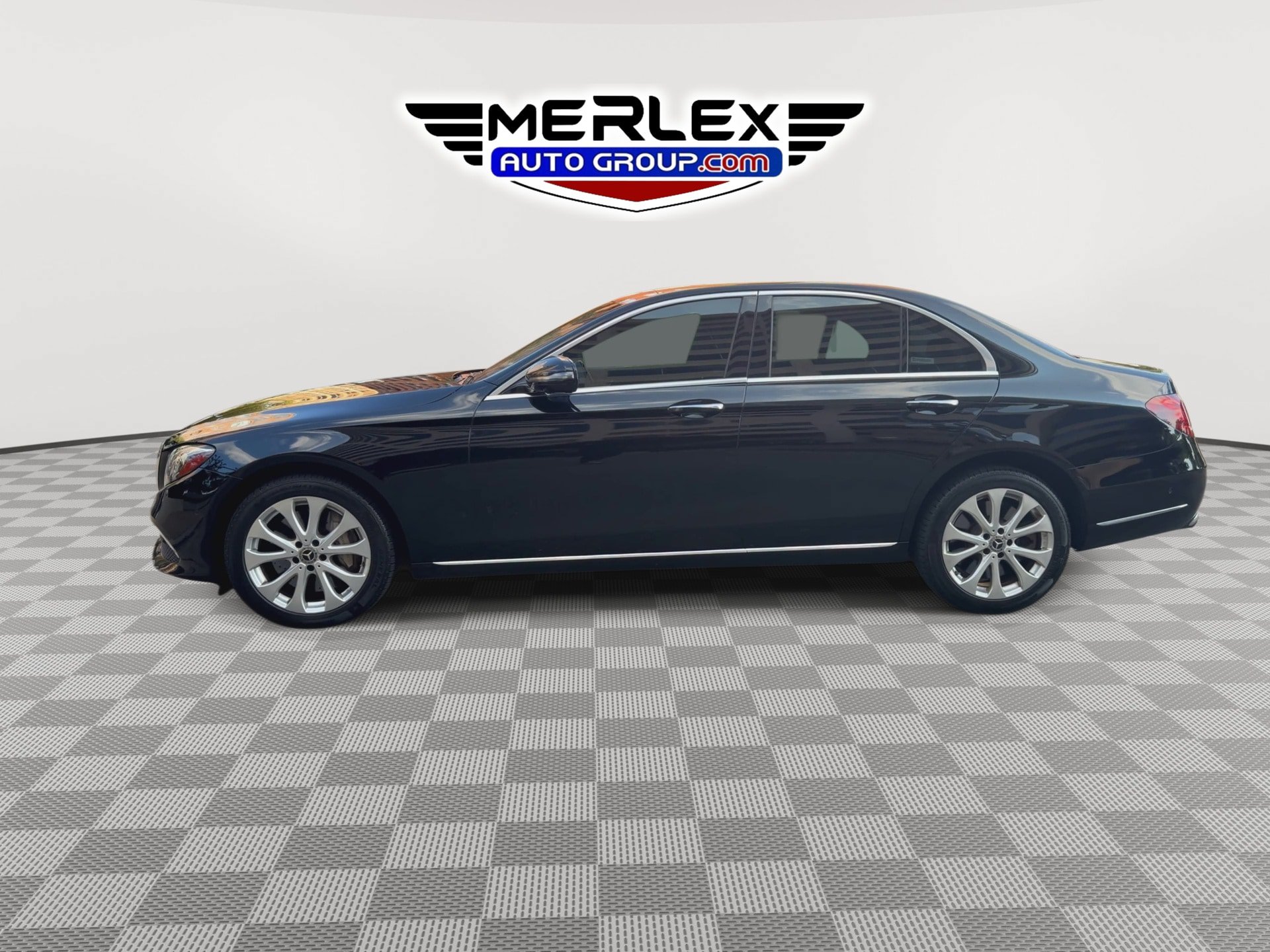 Used 2019 Mercedes-Benz E 450 4MATIC Sedan image 5