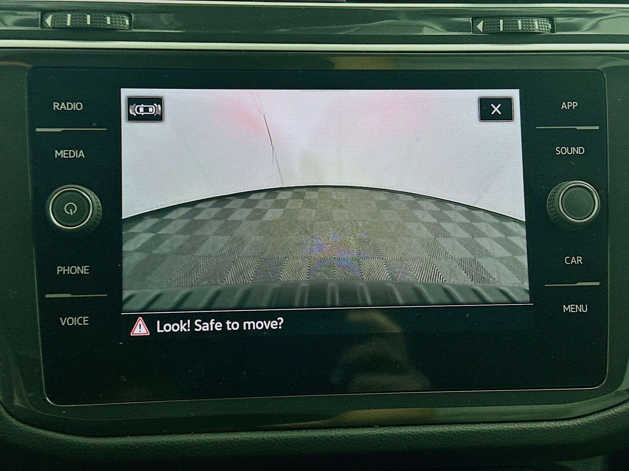 Used 2024 Volkswagen Tiguan S image 22