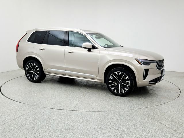 New 2026 Volvo XC90 B6 Plus w/ Protection Package image 3