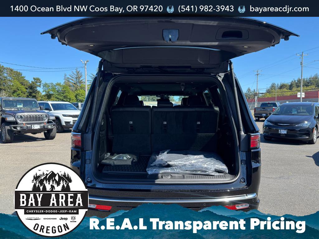 New 2025 Jeep Wagoneer Series III w/ Premium Group I image 28