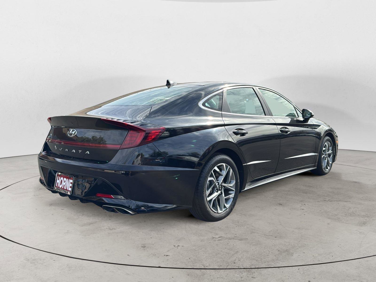 Used 2023 Hyundai Sonata SEL w/ Cargo Package image 5