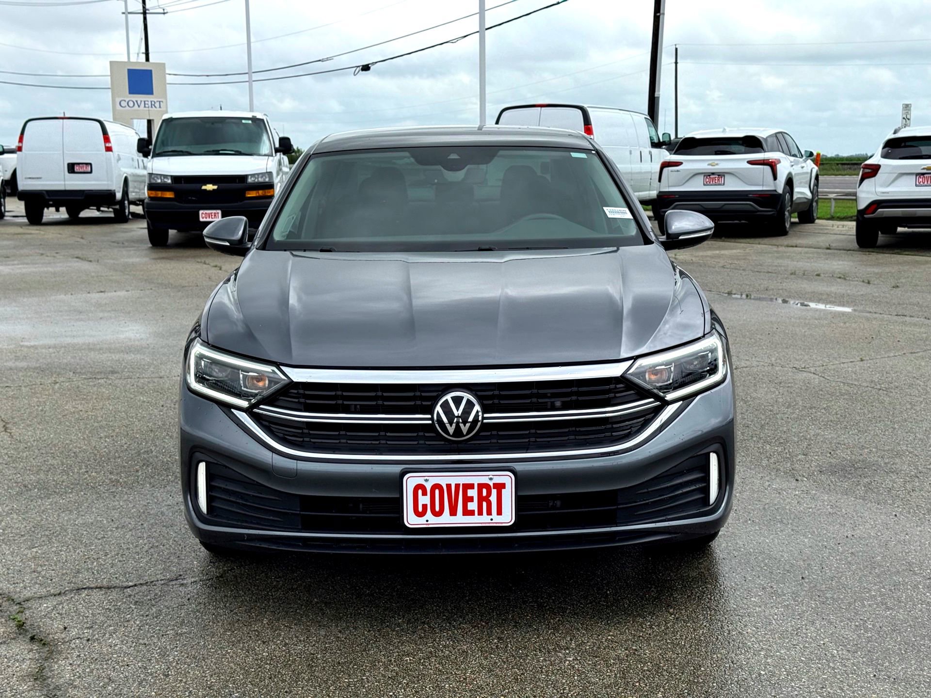 Used 2024 Volkswagen Jetta SEL FWD image 4