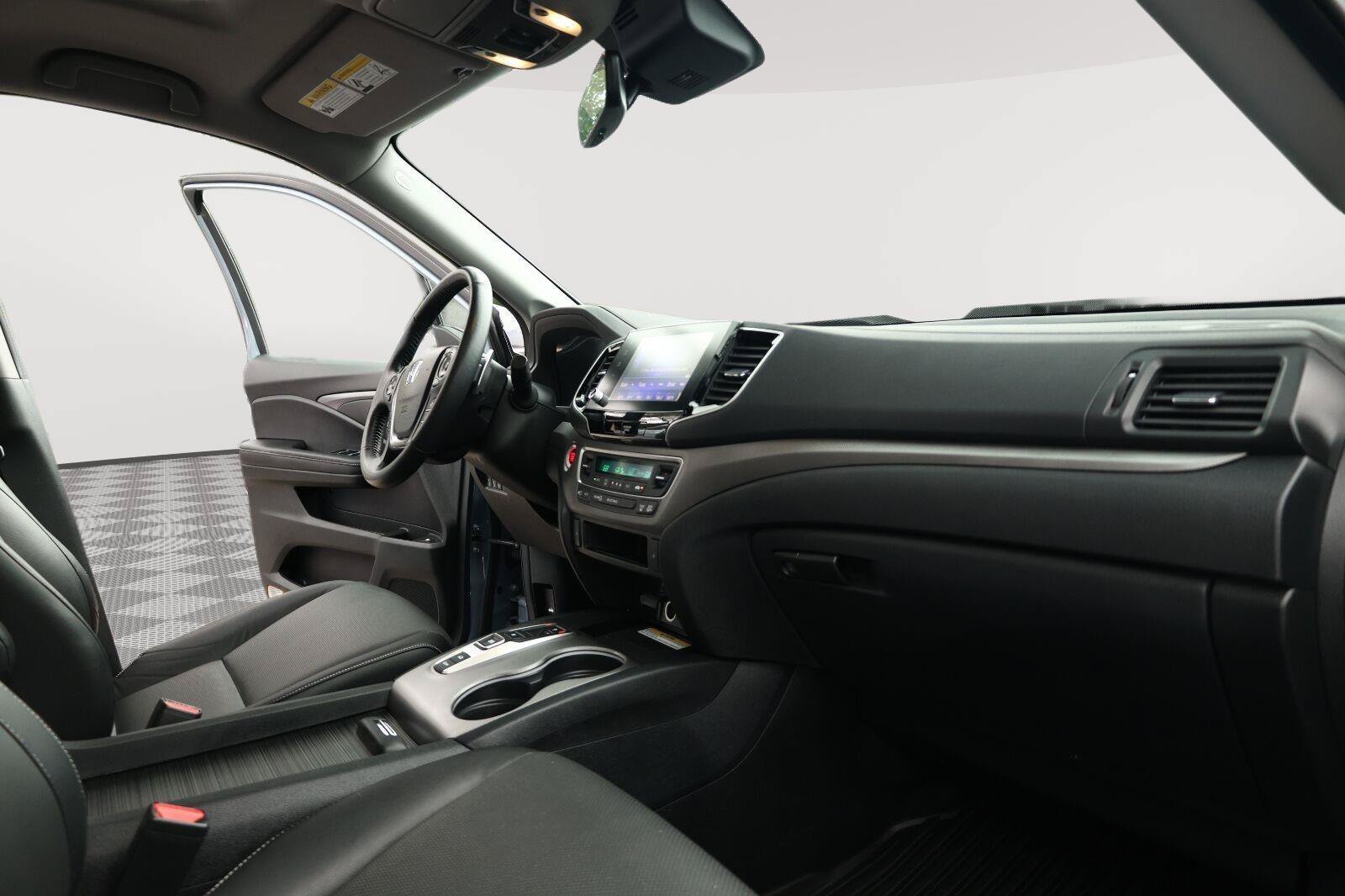 Used 2023 Honda Ridgeline RTL-E image 24