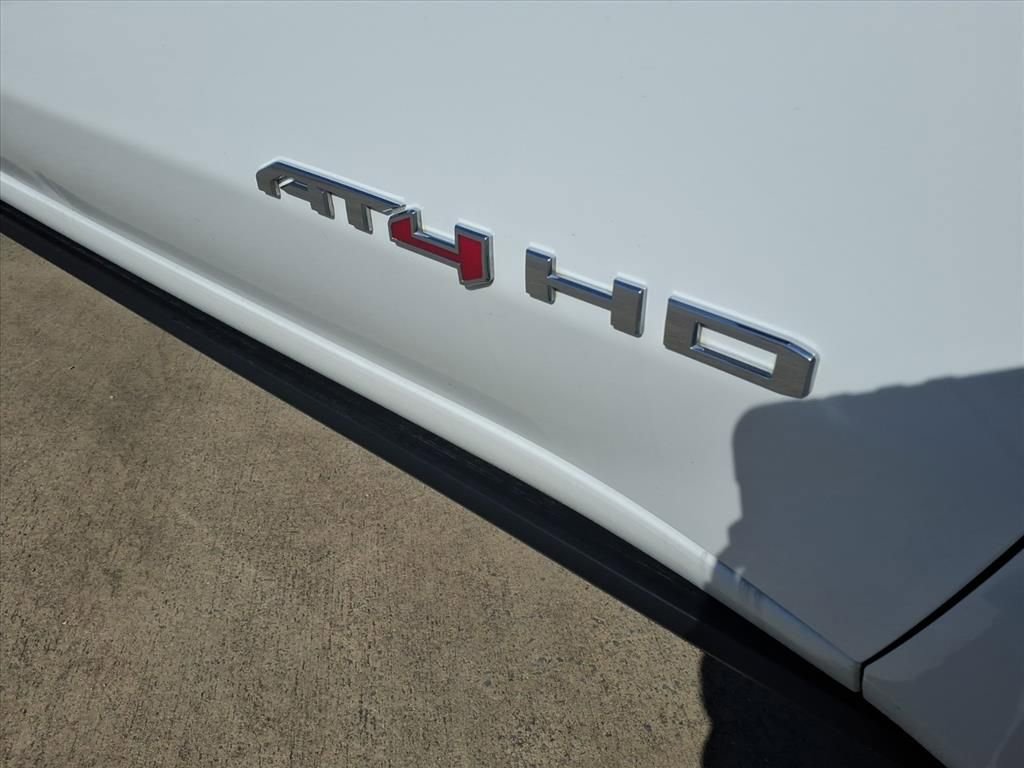 Used 2024 GMC Sierra 2500 AT4 w/ AT4 Premium Plus Package image 11