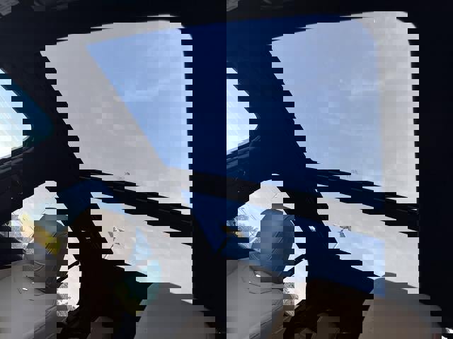 Used 2024 Cadillac XT4 Luxury w/ Cold Weather Package image 35