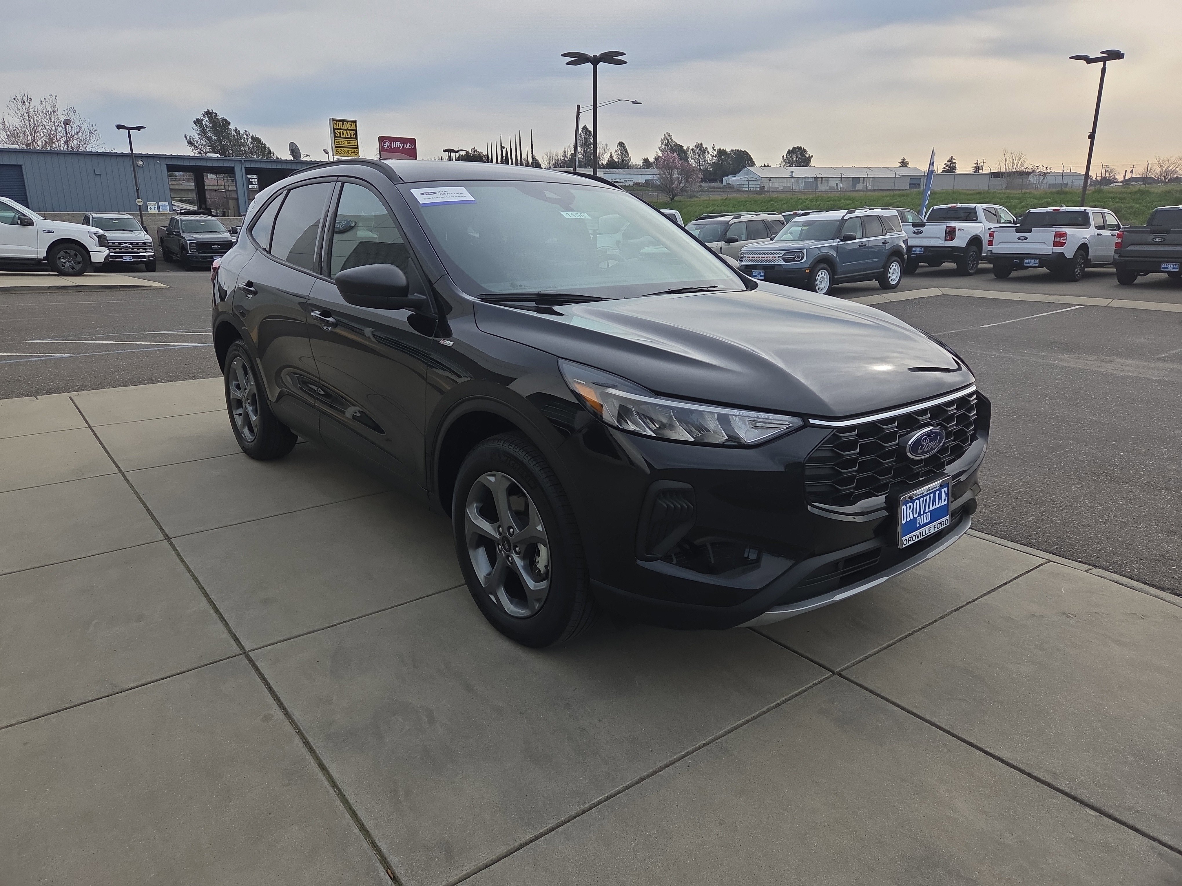 Used 2025 Ford Escape ST-Line image 7