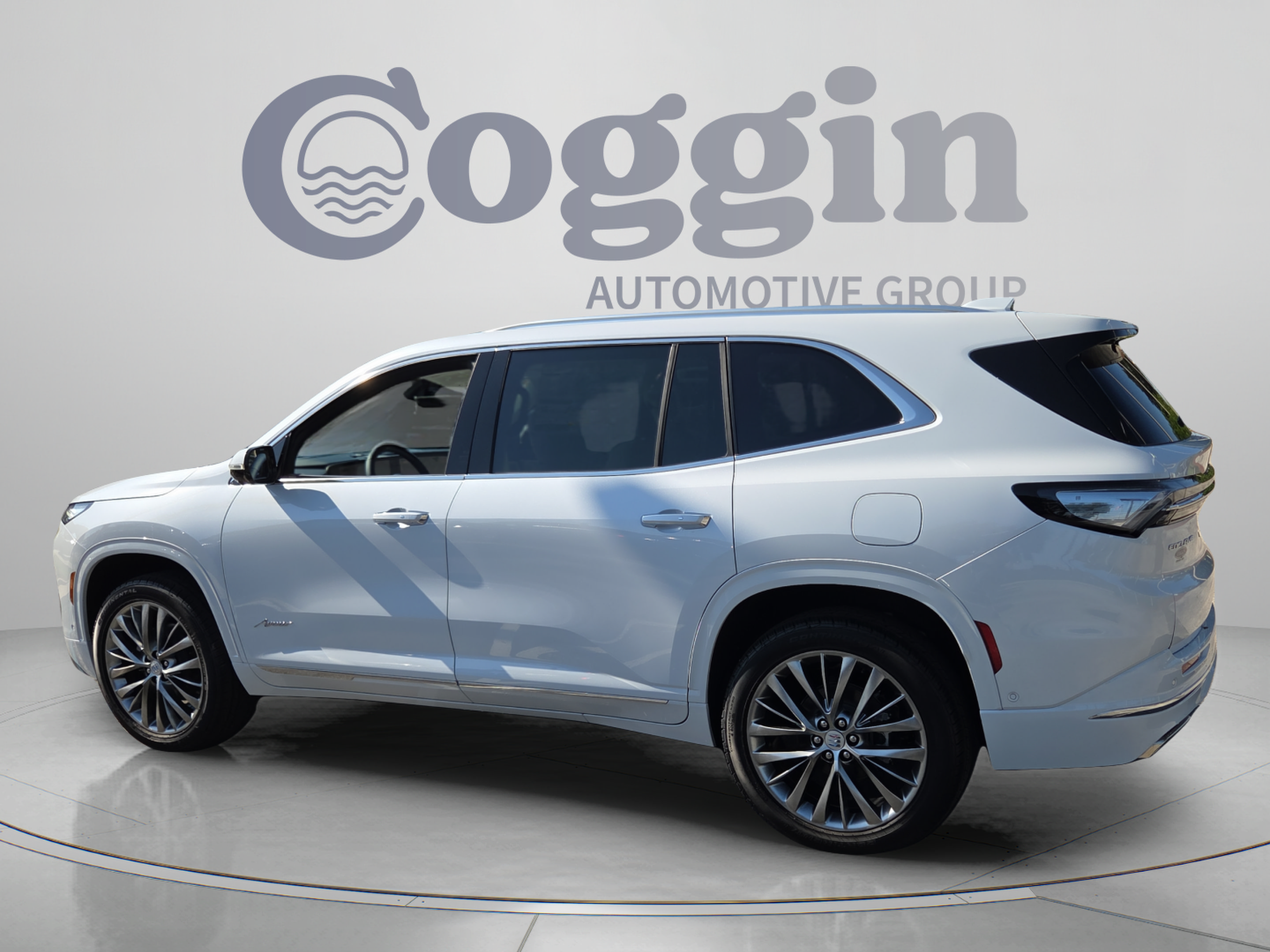 New 2026 Buick Enclave Avenir w/ Super Cruise Package FWD image 3