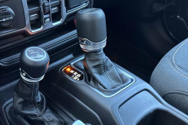 New 2026 Jeep Gladiator Sport image 17