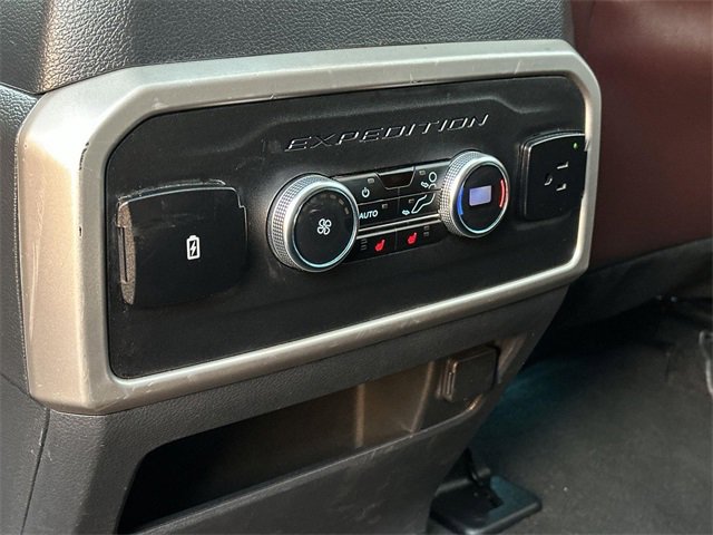 Used 2024 Ford Expedition Max Limited image 43