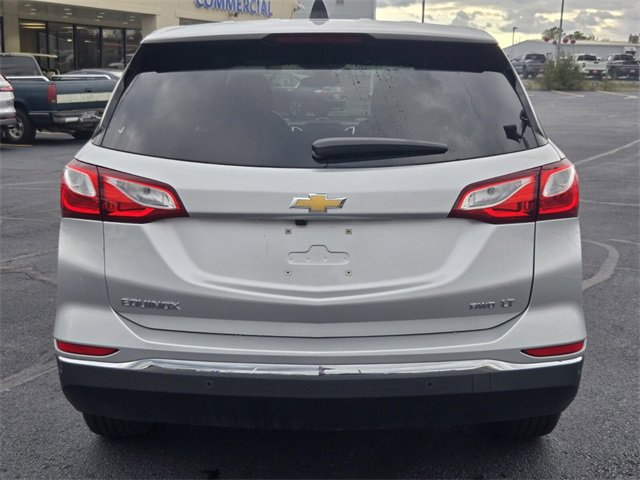Used 2021 Chevrolet Equinox LT w/ Driver Convenience Package image 4