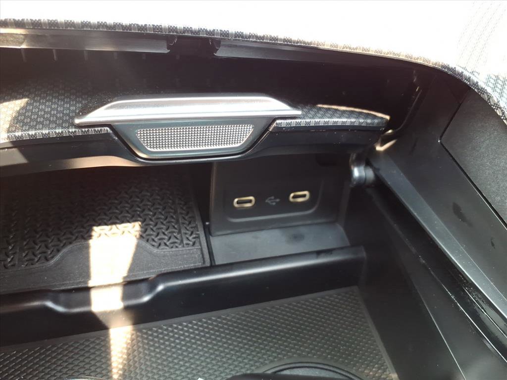 New 2025 Mercedes-Benz CLE 300 4MATIC Cabriolet image 17