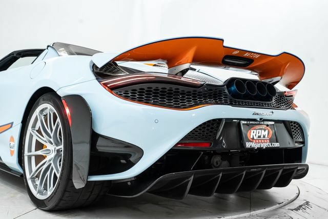 Used 2022 McLaren 765LT RWD image 14