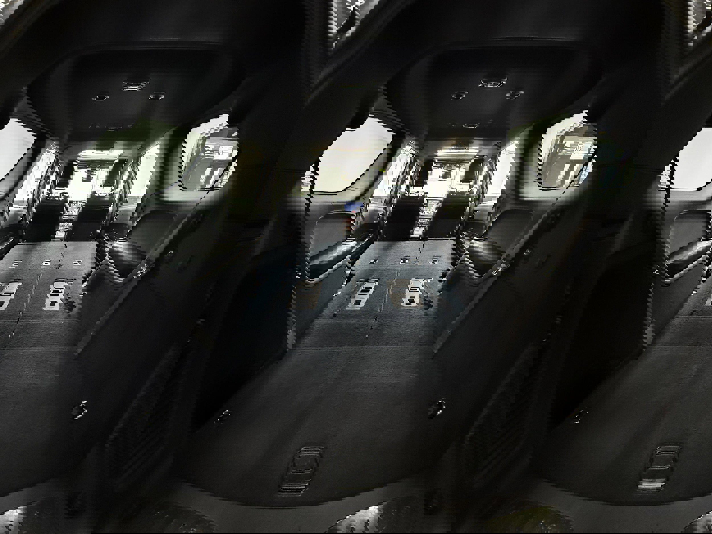 Used 2021 Dodge Durango R/T w/ Trailer Tow Group IV image 27