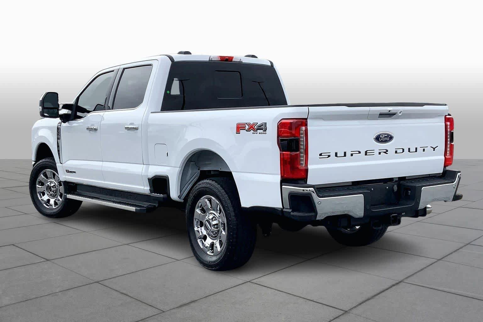 Certified 2023 Ford F250 Lariat w/ Chrome Package image 11