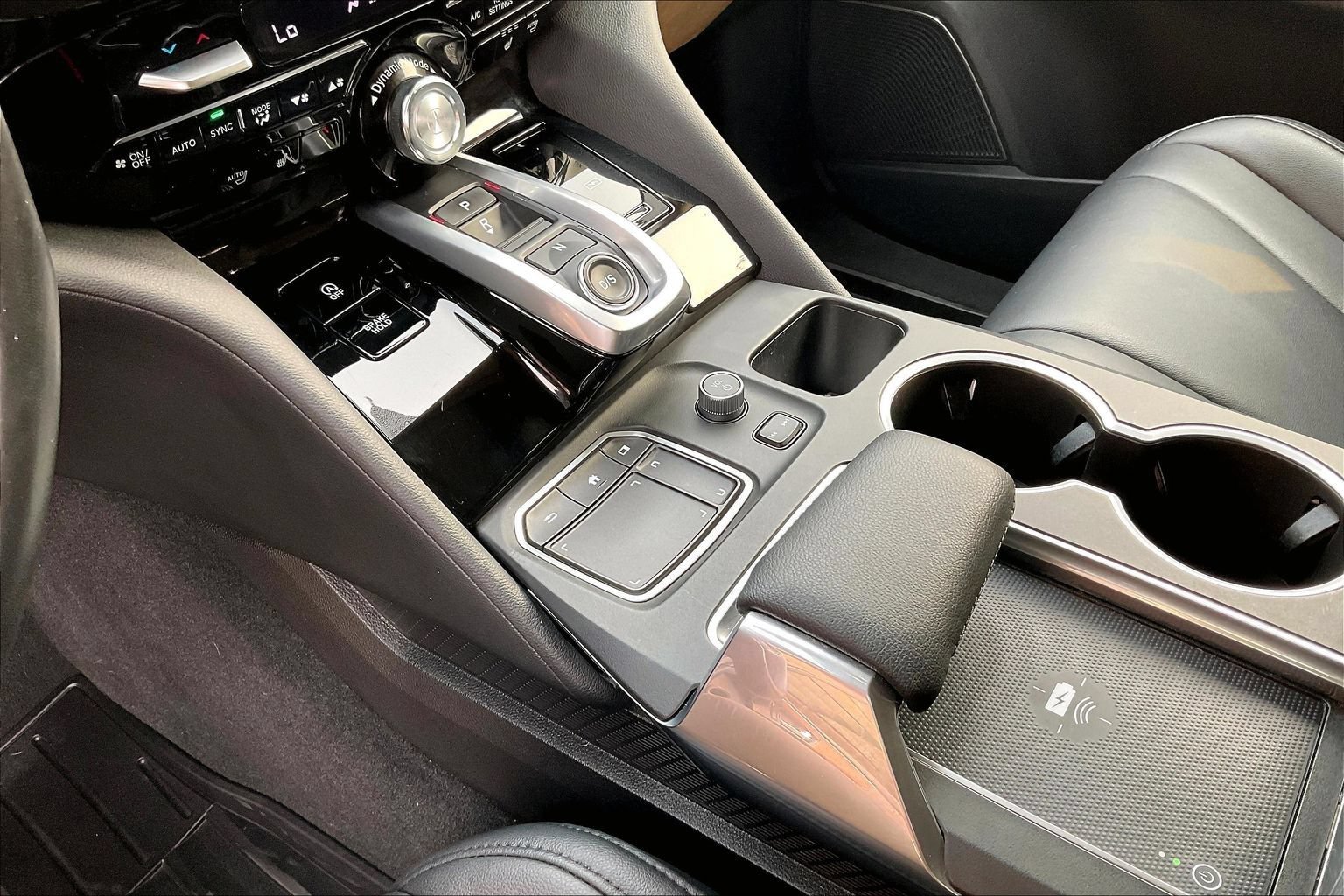 Used 2022 Acura MDX SH-AWD image 16