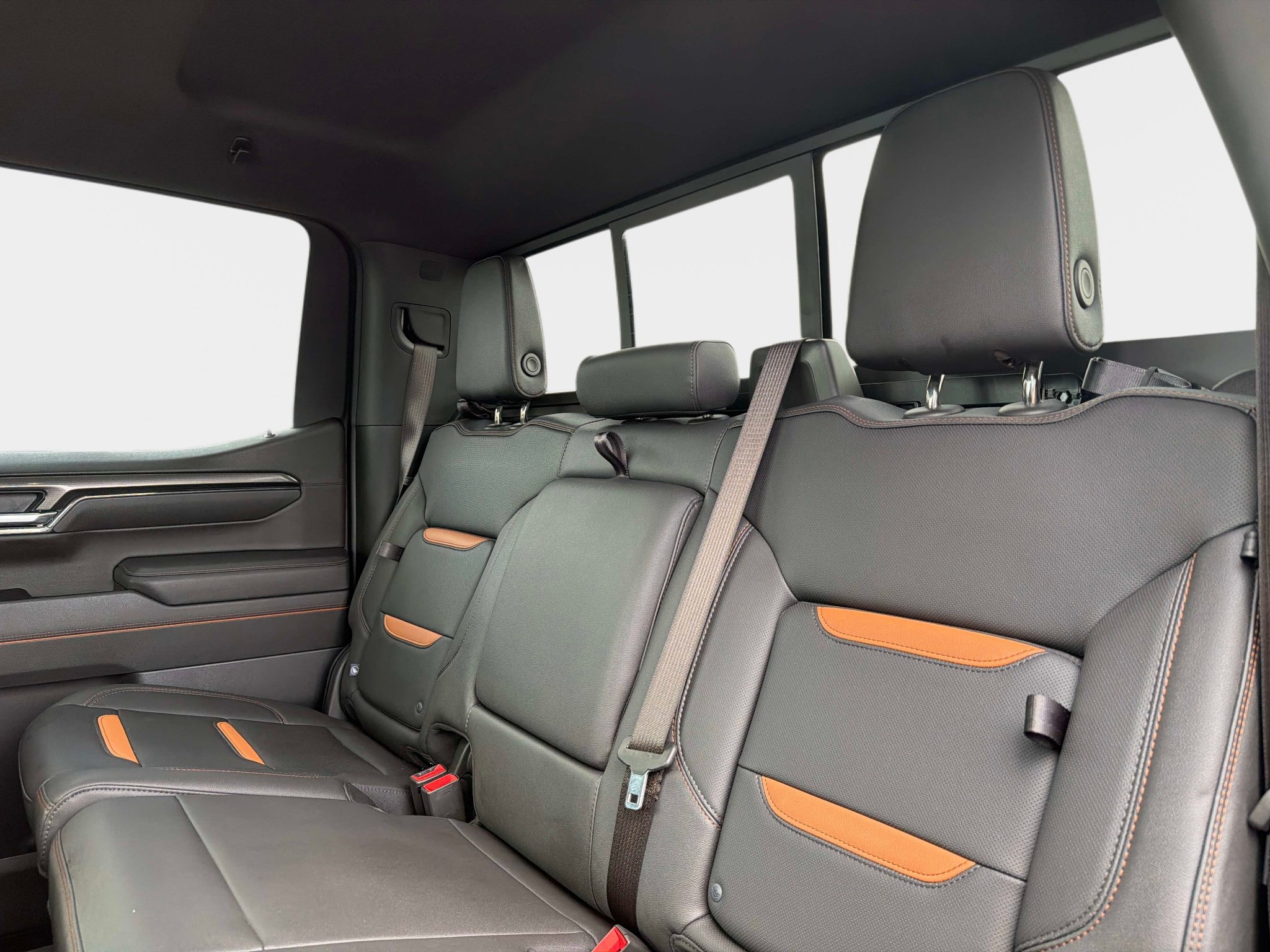 Used 2025 GMC Sierra 1500 AT4 w/ AT4 Premium Package AWD/4WD image 26