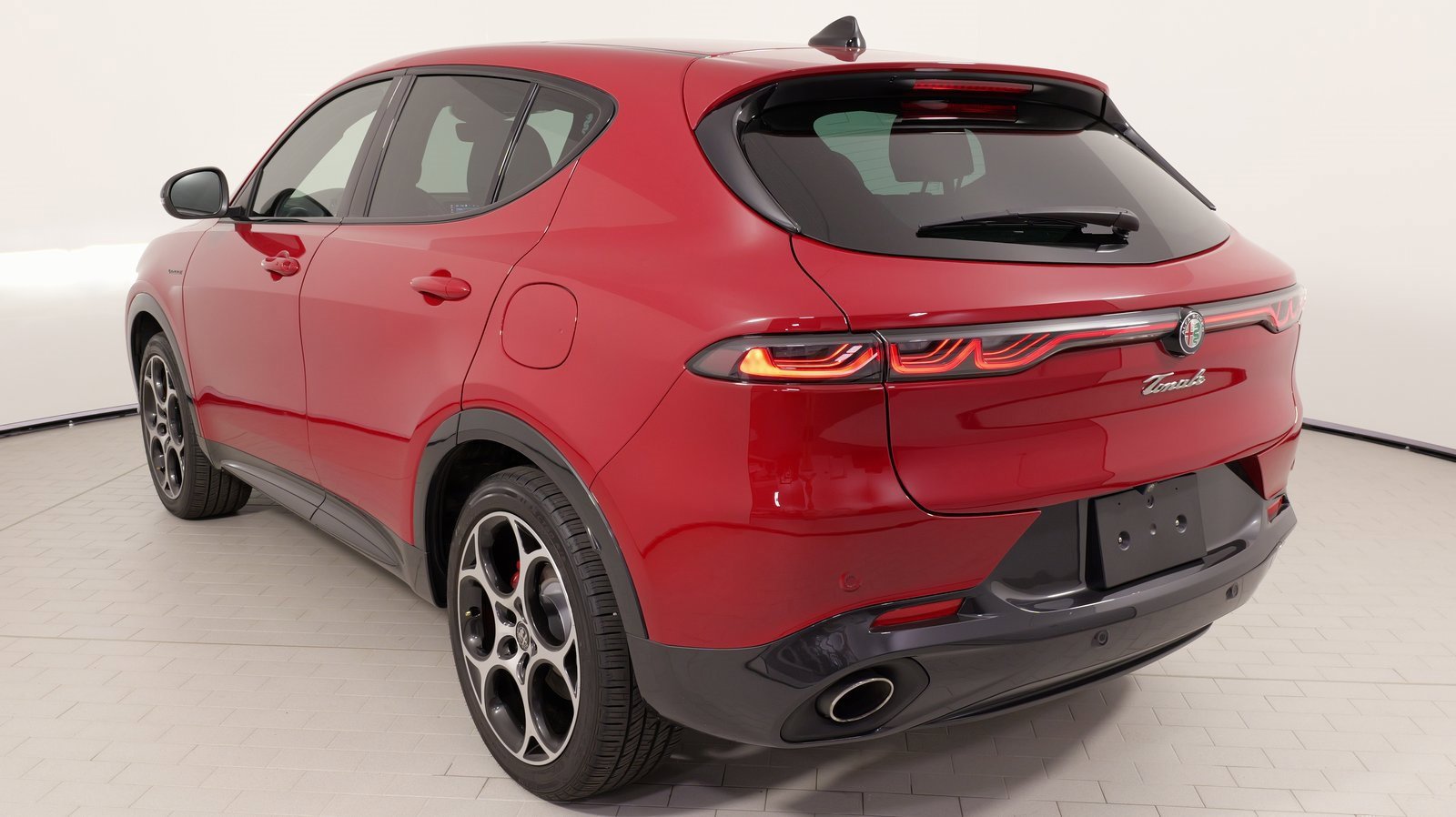 Used 2024 Alfa Romeo Tonale Veloce image 37