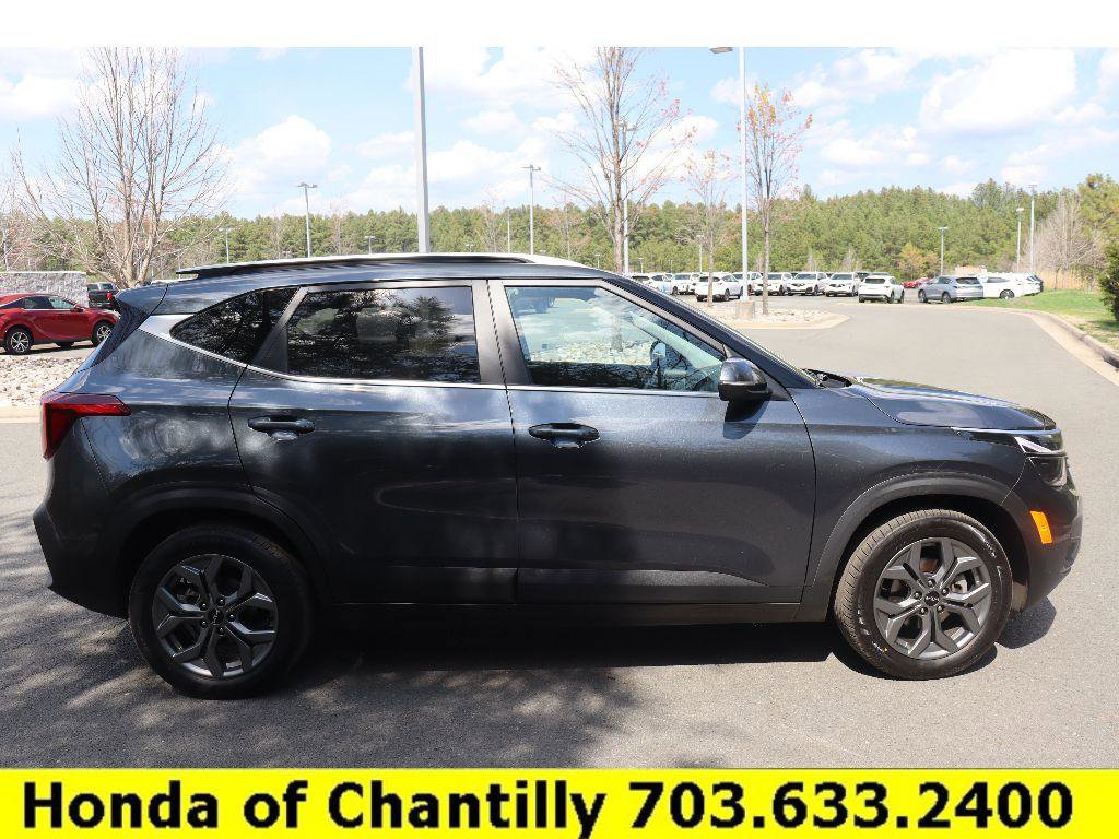 Used 2024 Kia Seltos S FWD image 8