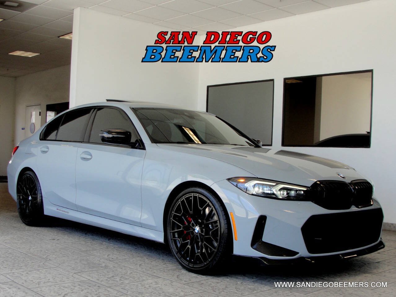 Used 2023 BMW 330i Sedan w/ M Sport Package RWD image 22